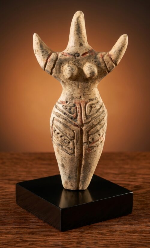 VENUS CUCUTENI DIOSA DE LA FERTILIDAD