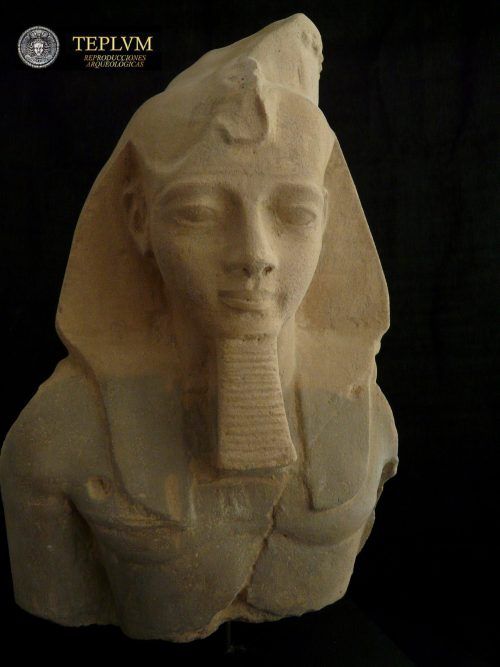 BUSTO  DEL GRAN RAMSES II