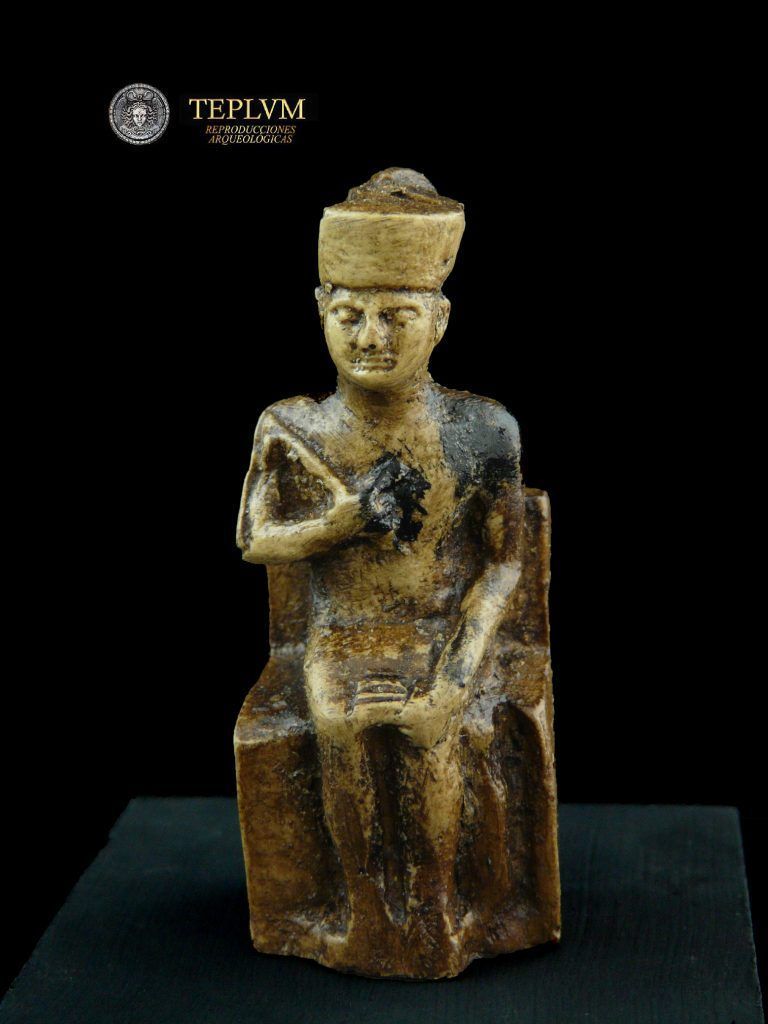 FARAON KHUFU, más conocido como KEOPS | TEPLVM REPLICAS ARQUEOLOGICAS