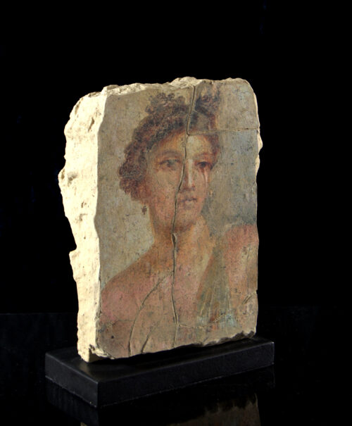 Fragmento del fresco romano: El Rostro de Leda